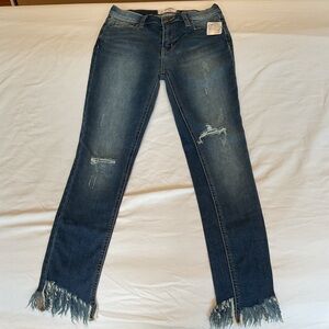 Free People, Women's Distressed Jeans with fringe bottom, size 25 NWT
